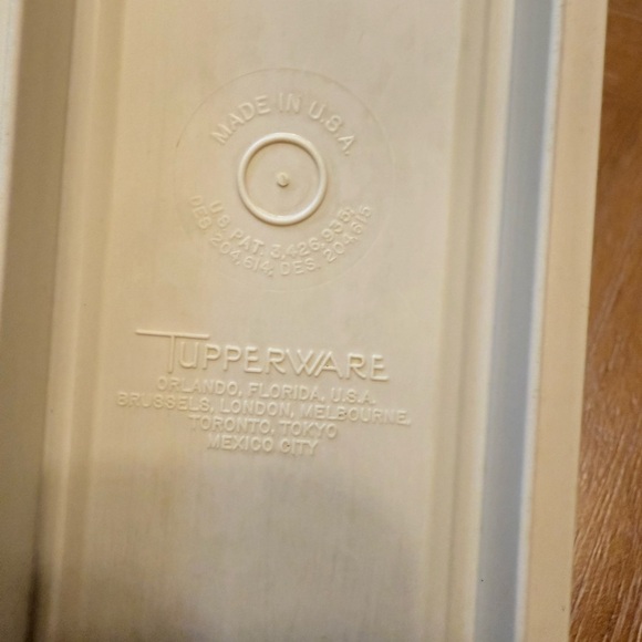 VTG 70s Tupperware Butter Dish Keeper - Harvest Gold Top 637-4 Almond Base 636-2 - Picture 8 of 8